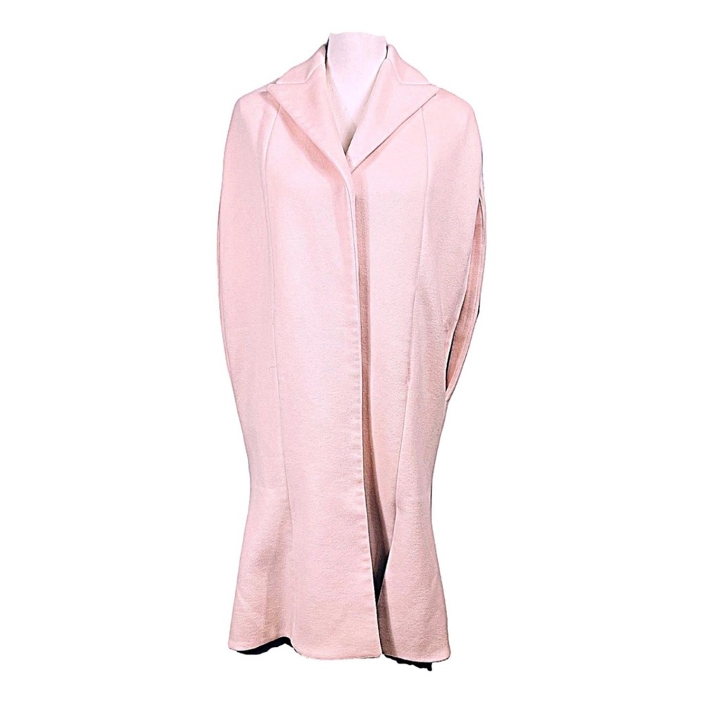 Christian Dior Pink Cashmere Cape Size: US4, FR36. Made In Trance